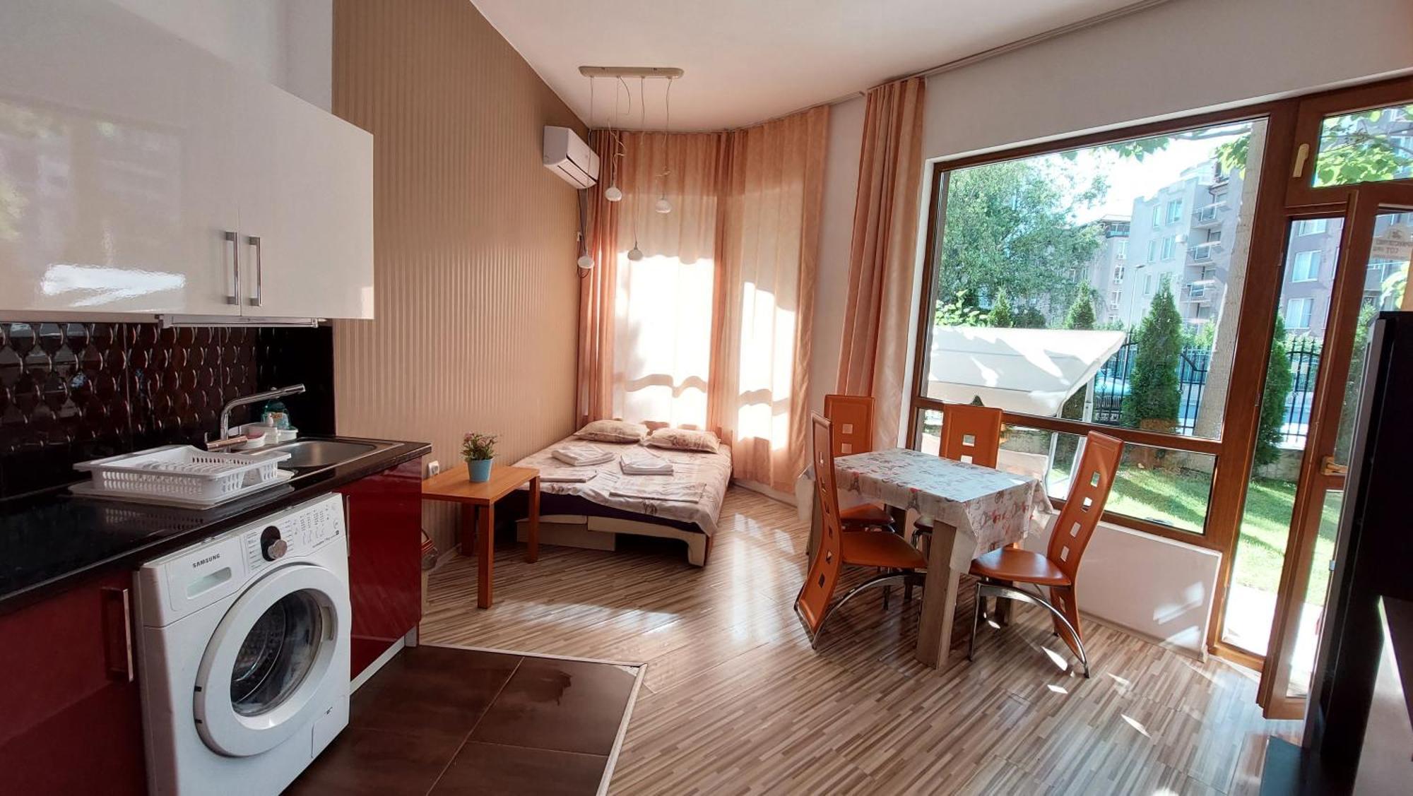 Diamond Palace Slântsjev Brjag Rom bilde